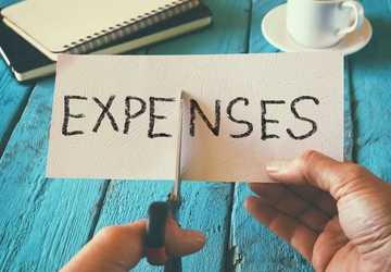 How to Cut Down Monthly Expenses Without Sacrificing Comfort