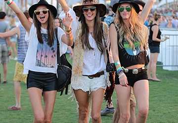 What to Wear for a Music Festival